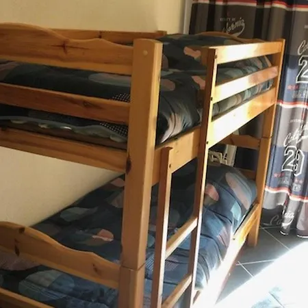 Casa de Férias Splendide T3 Rénové Avec Piscine Et Parking à 100m De La Mer, 6 Pers, Terrasse, Wifi - Fr-1-607-206 Agde