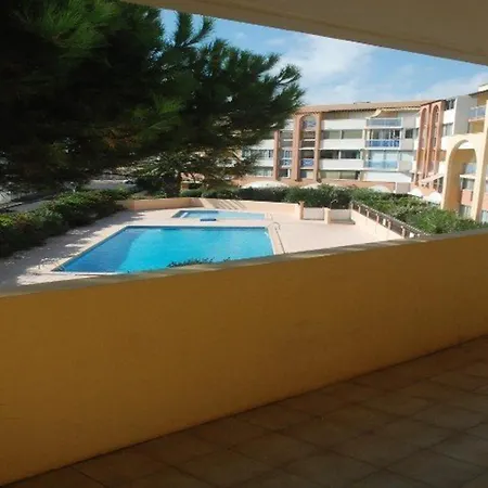 Splendide T3 Pres De La Avec Piscine, Parking Et Wi-fi - Fr-1-607-206 Nyaraló *